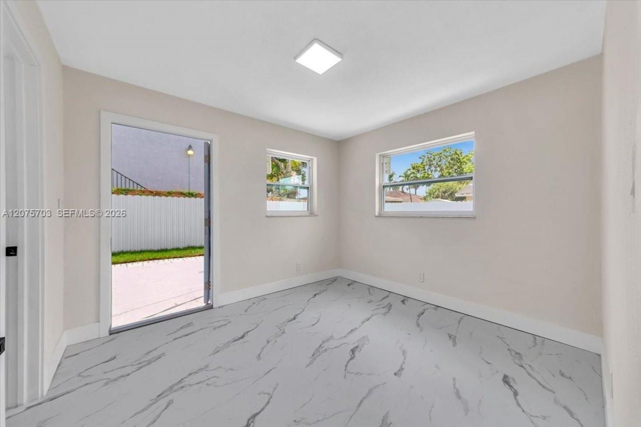 1125 NW 27th Ave , Fort Lauderdale, FL 33311 Photo