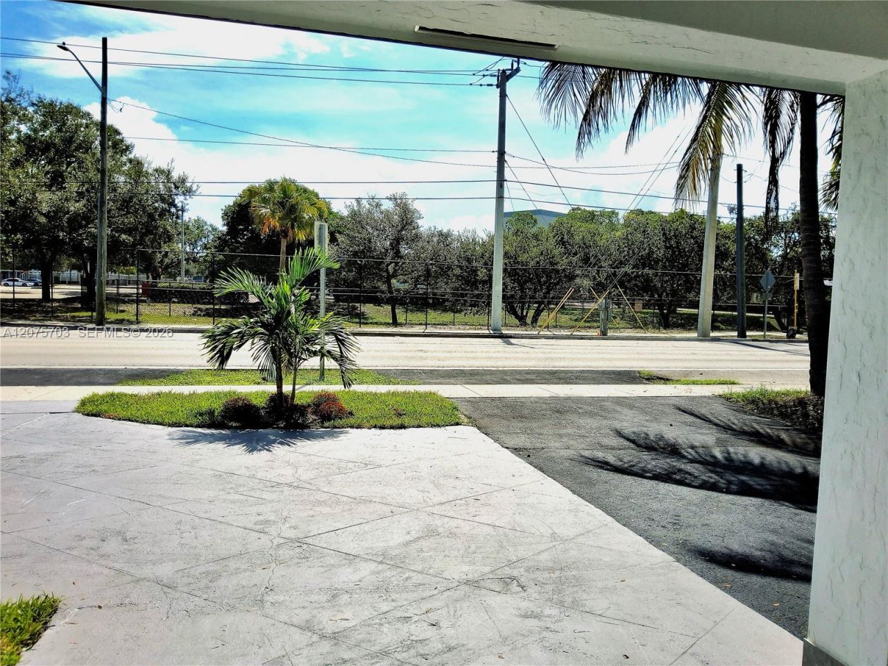 1125 NW 27th Ave , Fort Lauderdale, FL 33311 Photo