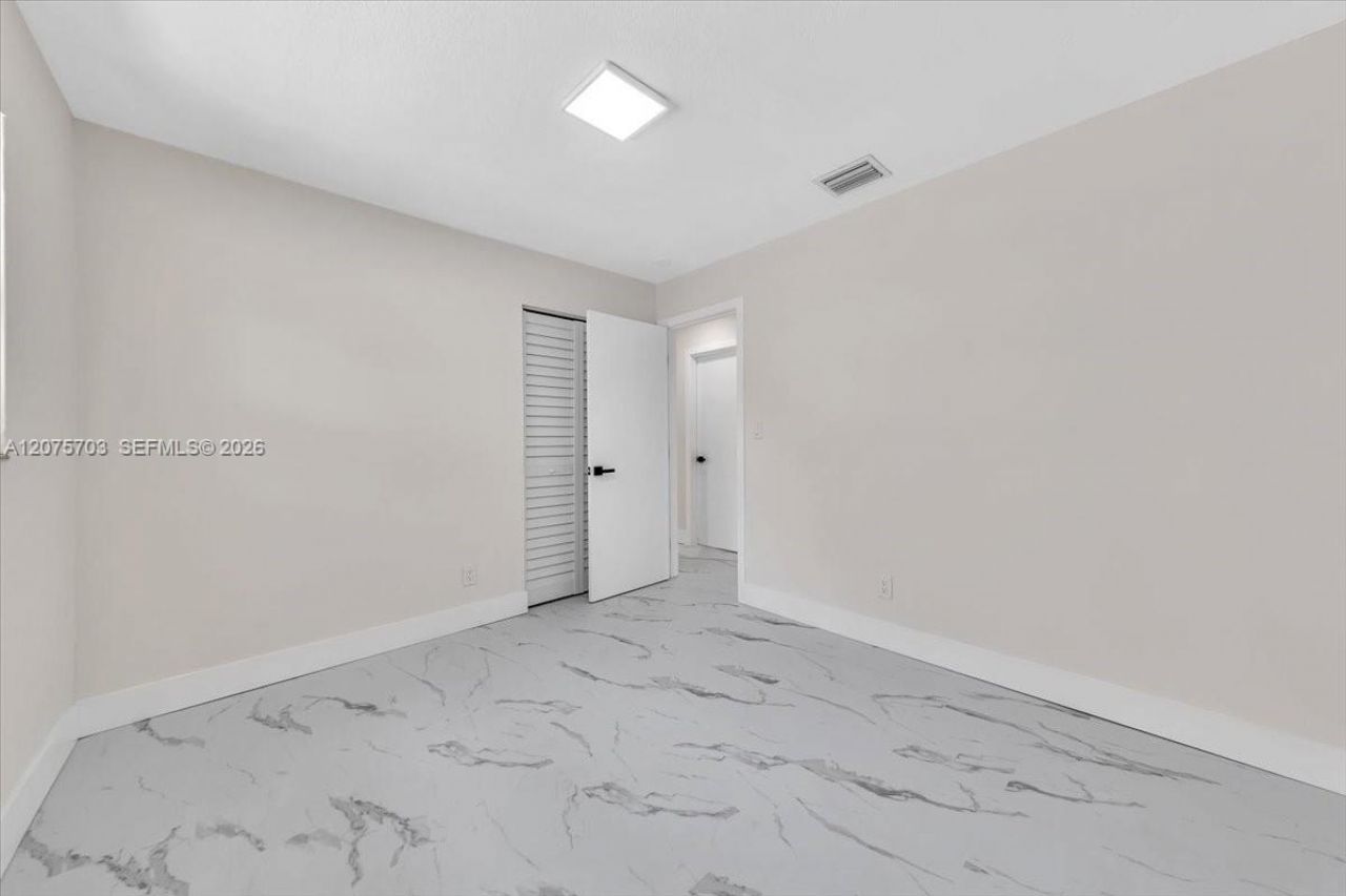 1125 NW 27th Ave , Fort Lauderdale, FL 33311 Photo