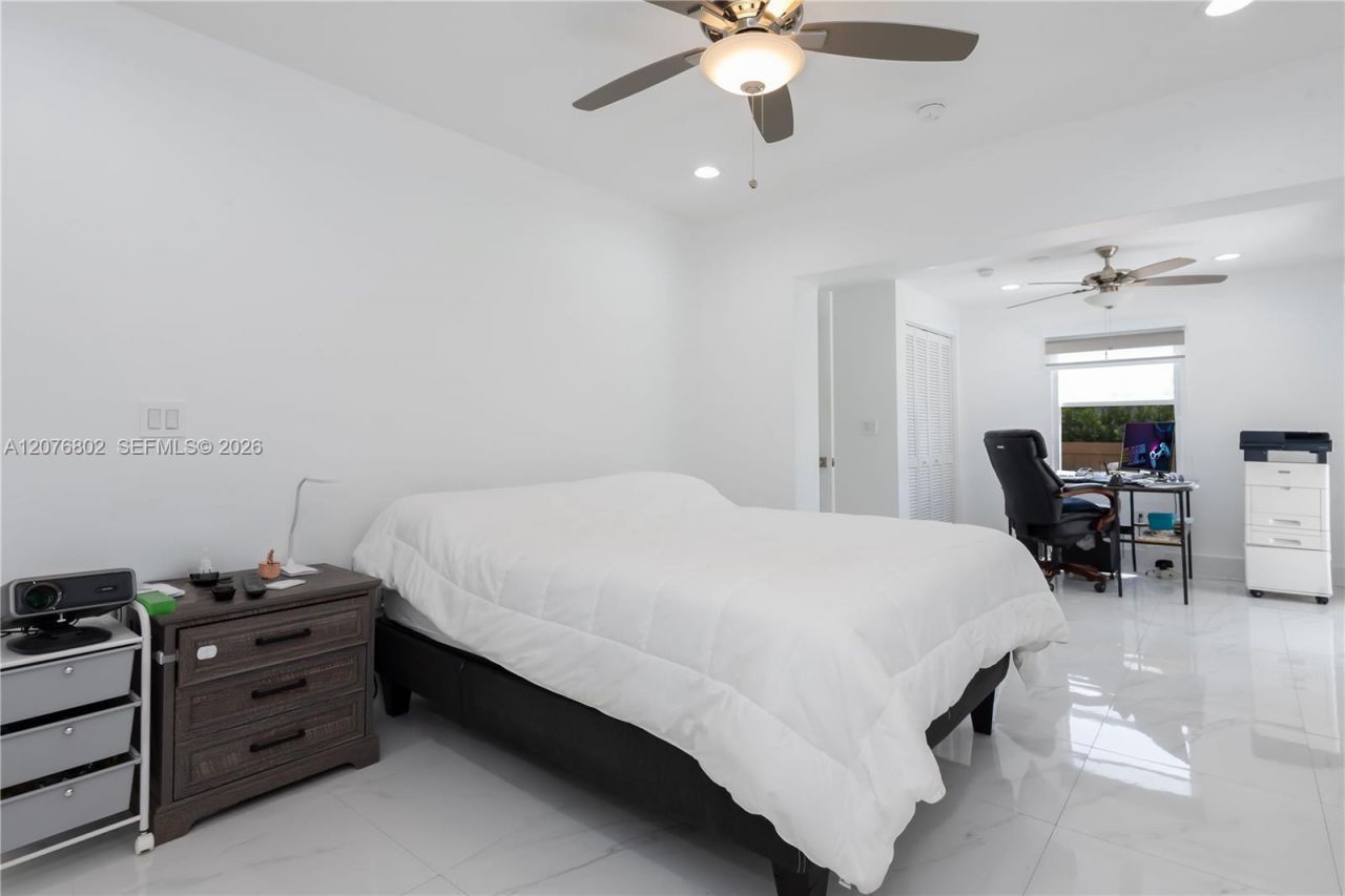 970 Plover Ave, Miami Springs, FL 33166 Photo