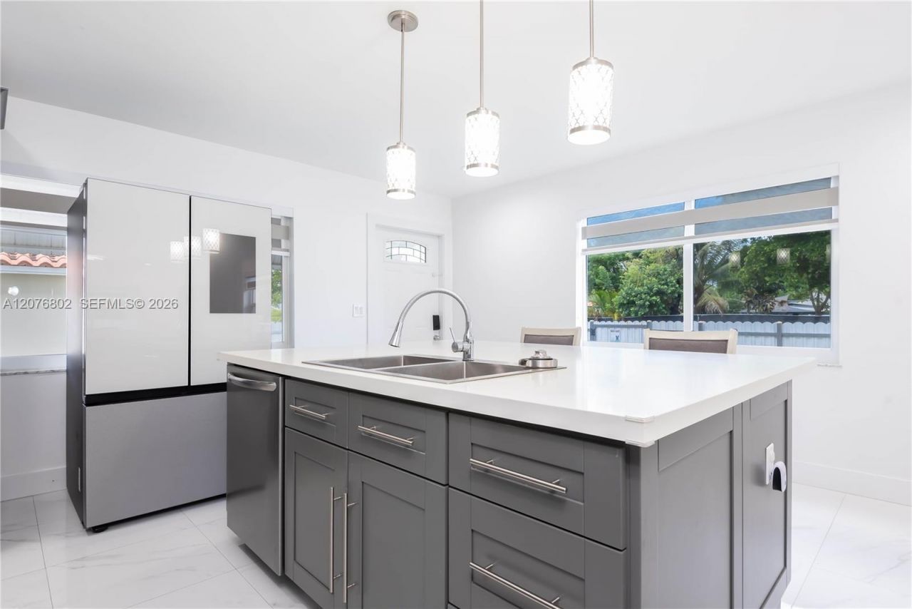 970 Plover Ave, Miami Springs, FL 33166 Photo
