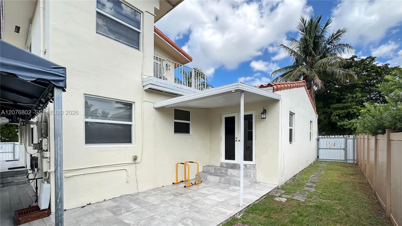 970 Plover Ave, Miami Springs, FL 33166 Photo