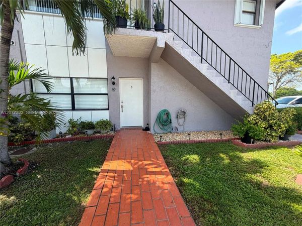 13241 SW 17th Ln , Unit 23-3, Miami, FL 33175