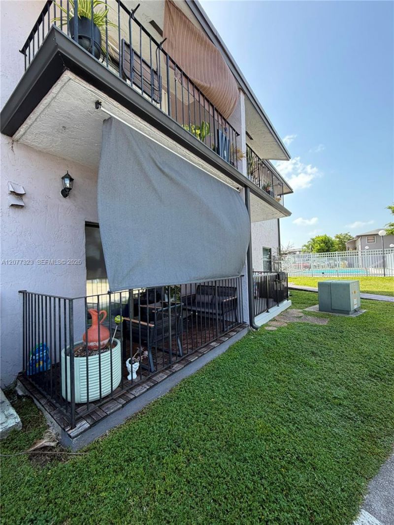 13241 SW 17th Ln , Unit 23-3, Miami, FL 33175 Photo