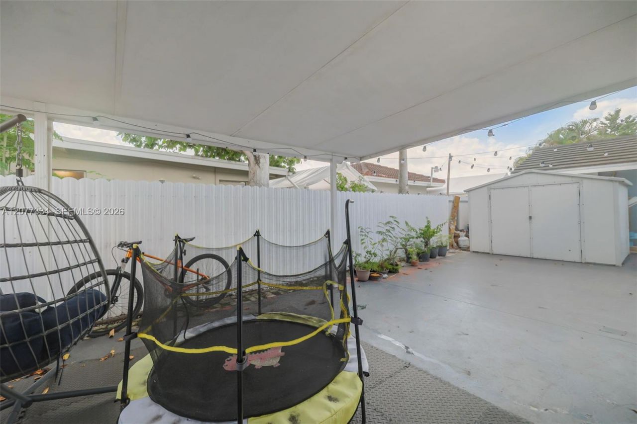 5923 SW 147th Pl , Miami, FL 33193 Photo