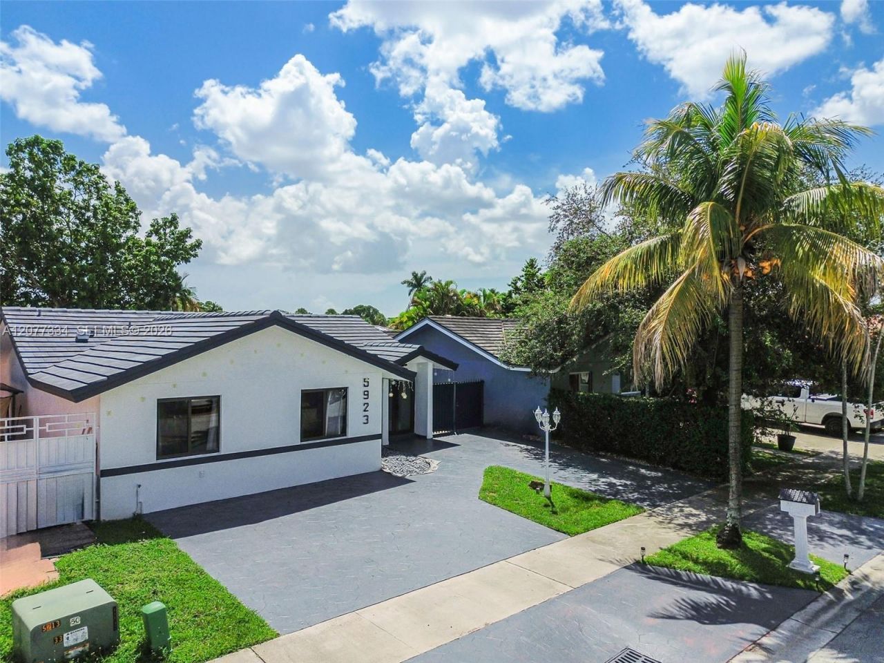 5923 SW 147th Pl , Miami, FL 33193 Photo