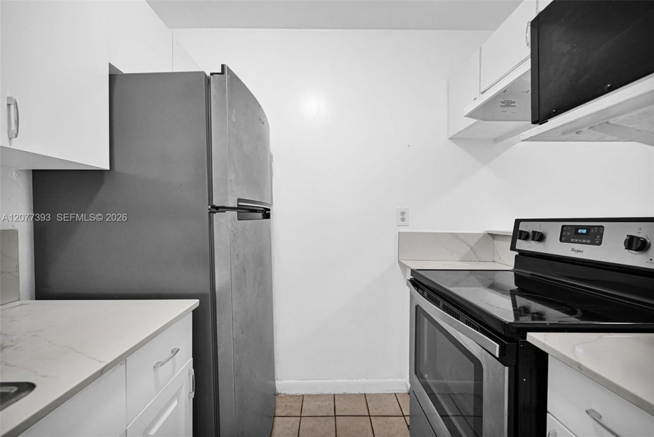 220 NW 107th Ave, Unit 204, Miami, FL 33172 Photo