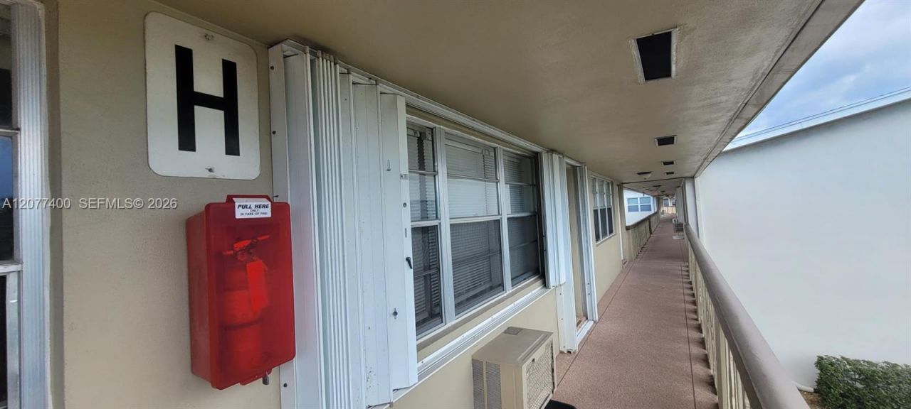 190 Salisbury H , Unit 190, West Palm Beach, FL 33417 Photo