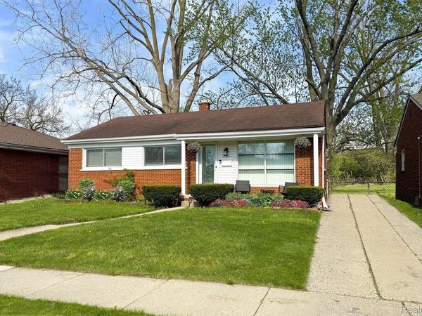 22030 Church Street , Oak Park, Mi 48237