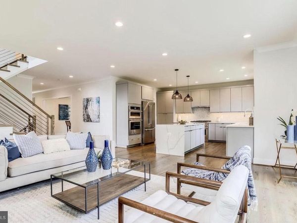 1015 21ST STREET S , ARLINGTON, VA 22202