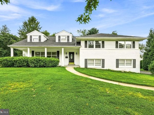 2500 SALEM DRIVE , CINNAMINSON, NJ 08077