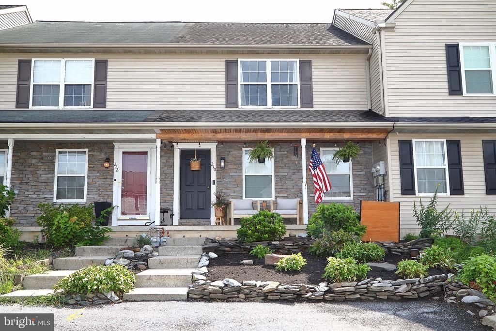 210 WILD CHERRY LANE , MARIETTA, PA 17547