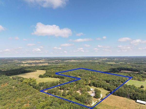 4015 E 1500 Road , Jerico Springs, MO 64756