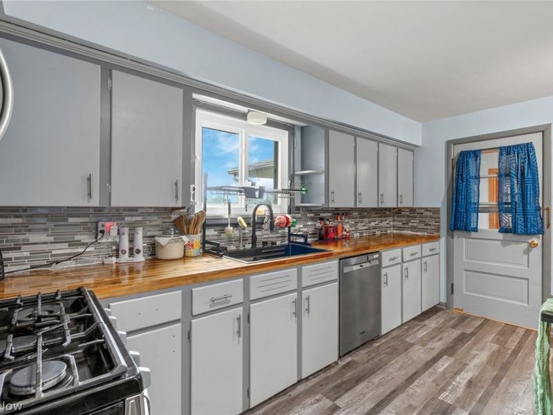 3300 Fredericksburg Road, Wooster, OH 44691 Photo 11