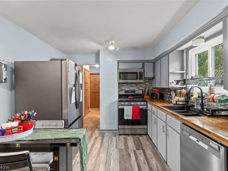 3300 Fredericksburg Road, Wooster, OH 44691 Photo 9