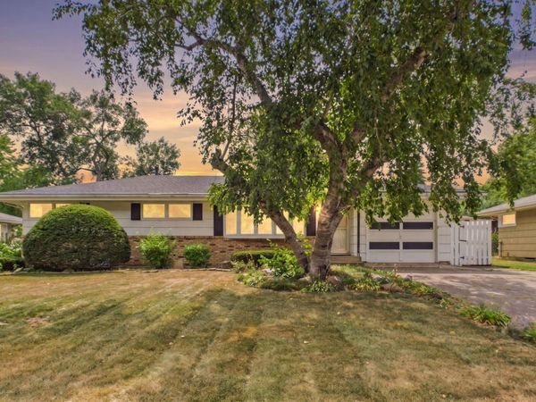 1761 Emerald Drive , New Brighton, MN 55112