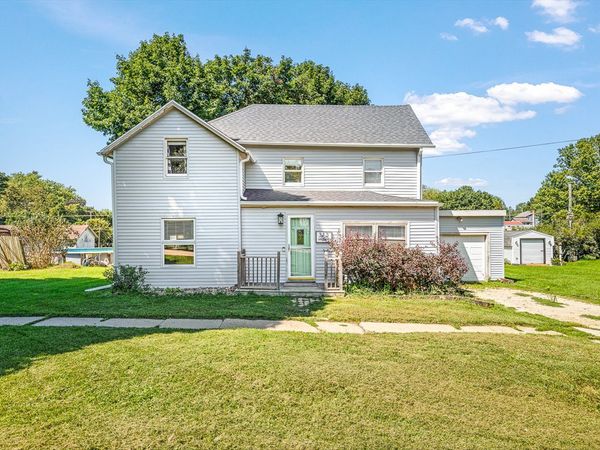 312 N Stanton Street , Davis, IL 61019