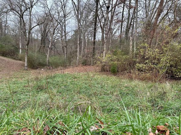302 Brumlow Hollow Road , Soddy Daisy, TN 37379