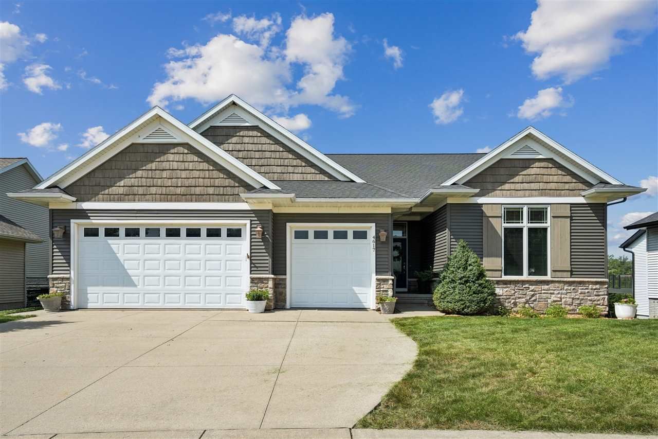 4617 Oak Creek Ct Ne, Cedar Rapids, IA 52411 Main Photo