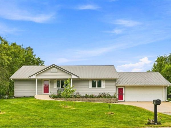 405 E 14th Street, Washington, IA 52353