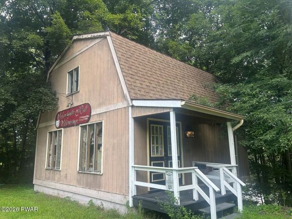 225 Bellemonte Avenue, Hawley, PA 18428