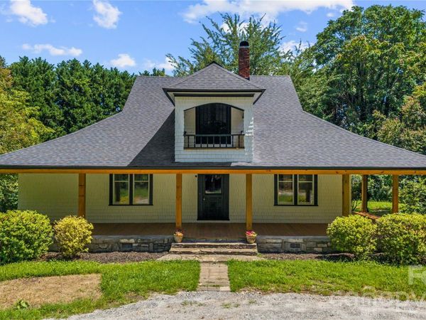 103 Hyde Avenue, Tryon, NC 28782