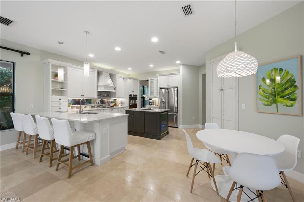 2882 Cinnamon Bay Cir, Naples, FL 34119 Photo