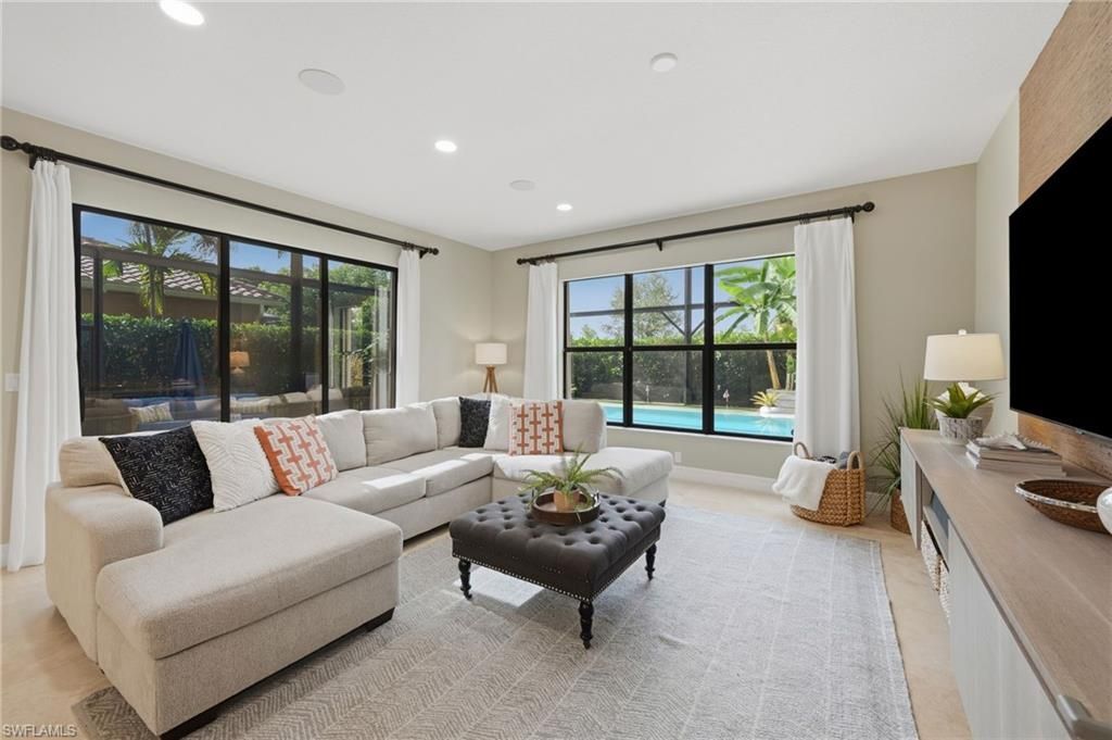 2882 Cinnamon Bay Cir, Naples, FL 34119 Photo