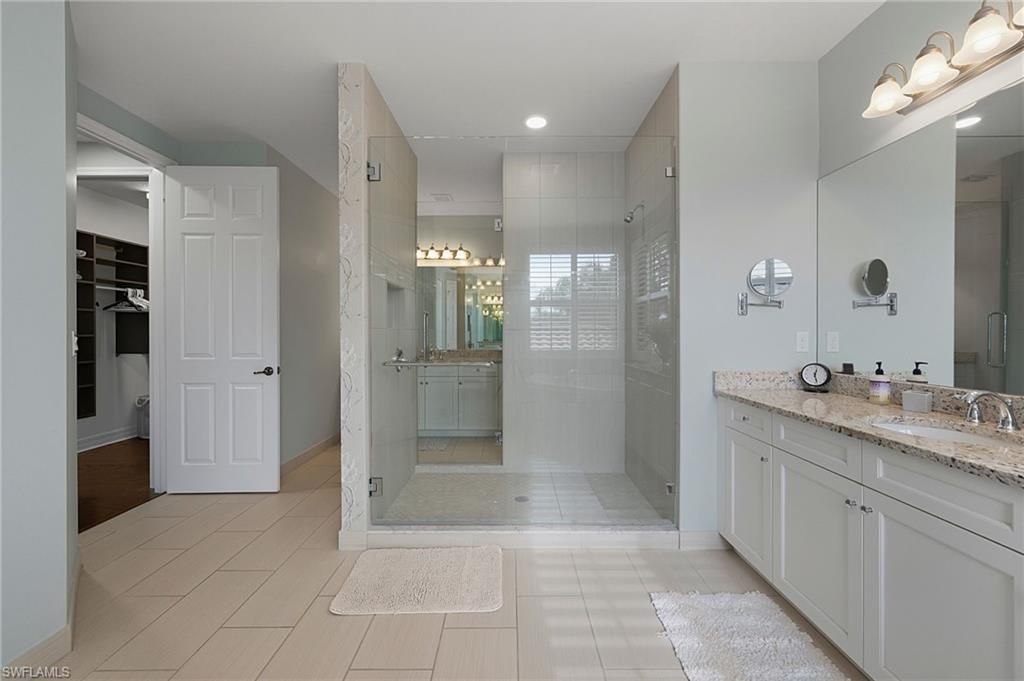 2882 Cinnamon Bay Cir, Naples, FL 34119 Photo