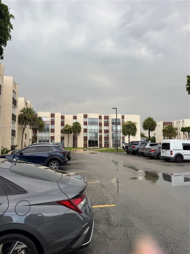 9401 SW 4th St, Unit 103, Miami, FL 33174 Photo