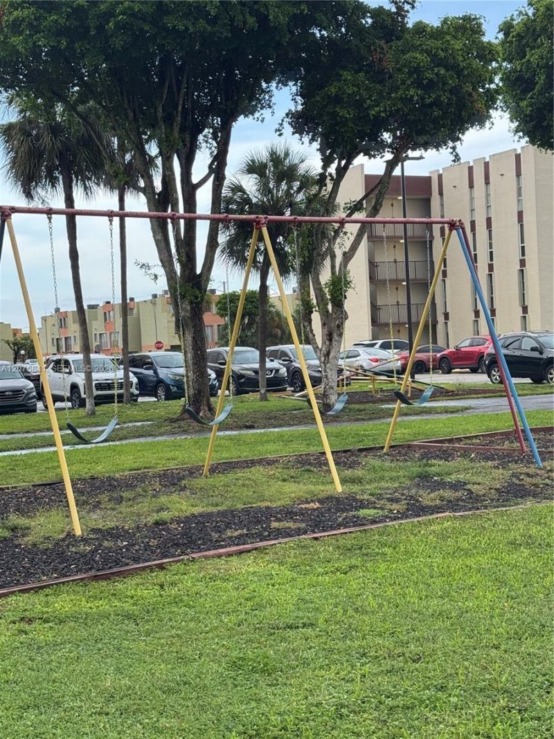 9401 SW 4th St, Unit 103, Miami, FL 33174 Photo
