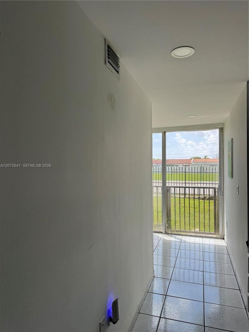 9401 SW 4th St, Unit 103, Miami, FL 33174 Photo