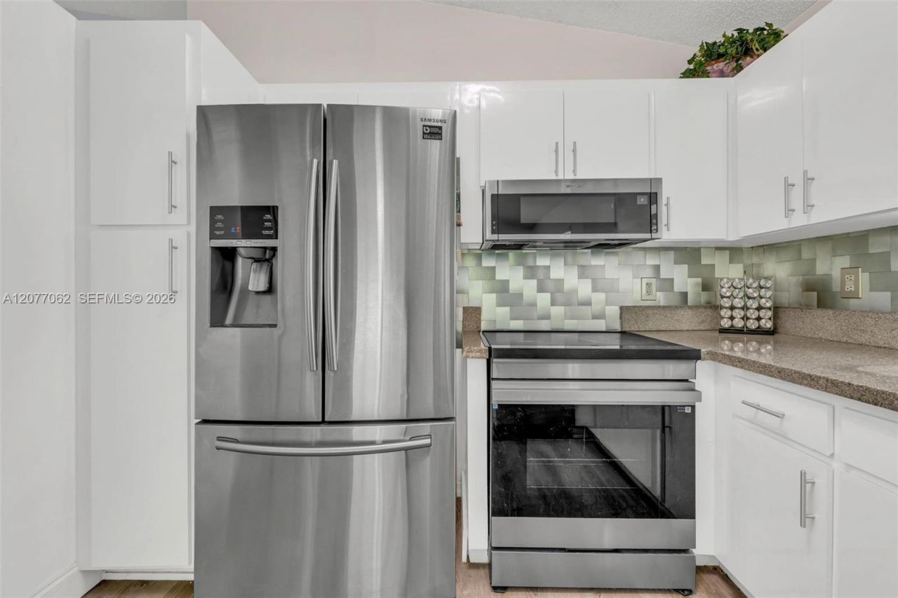 631 SW 176th Ave , Pembroke Pines, FL 33029 Photo