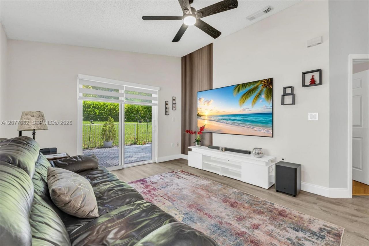 631 SW 176th Ave , Pembroke Pines, FL 33029 Photo