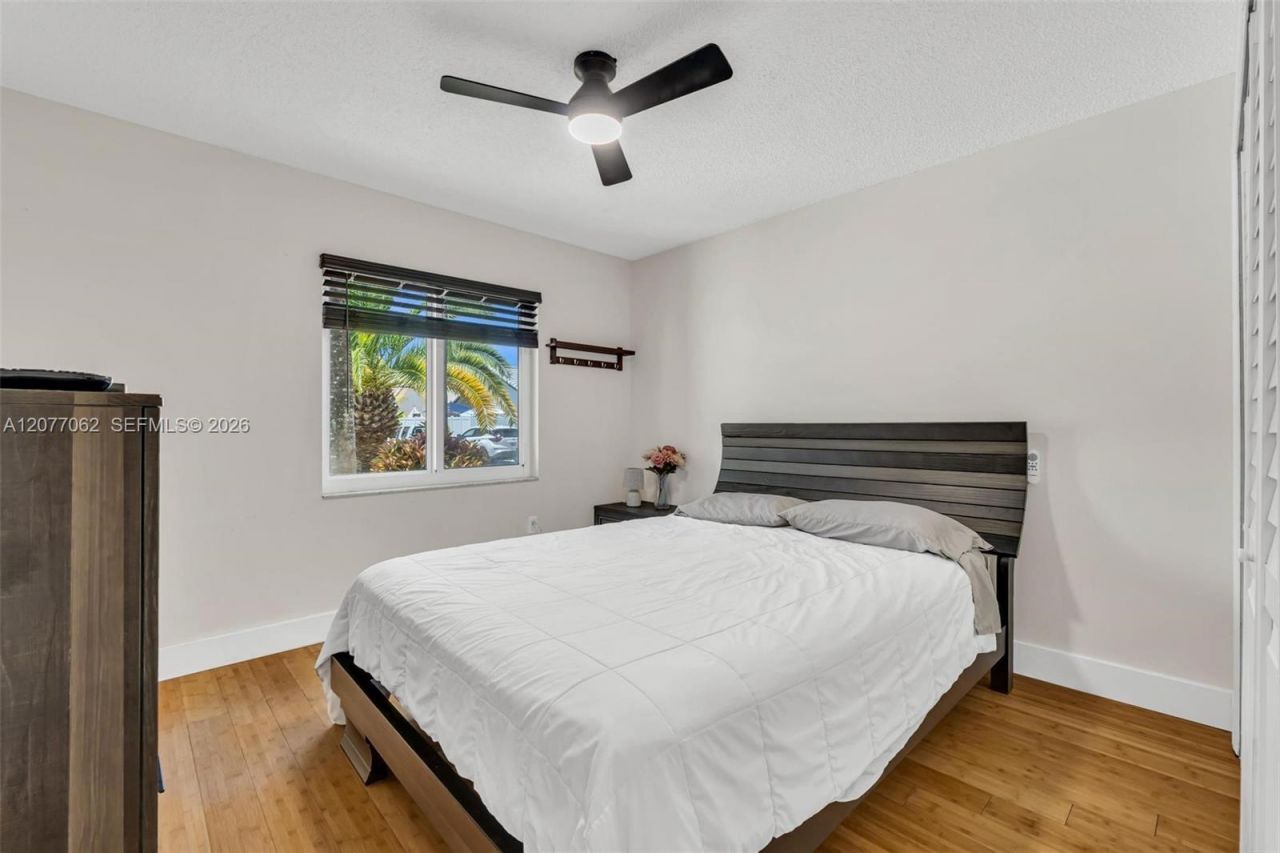 631 SW 176th Ave , Pembroke Pines, FL 33029 Photo
