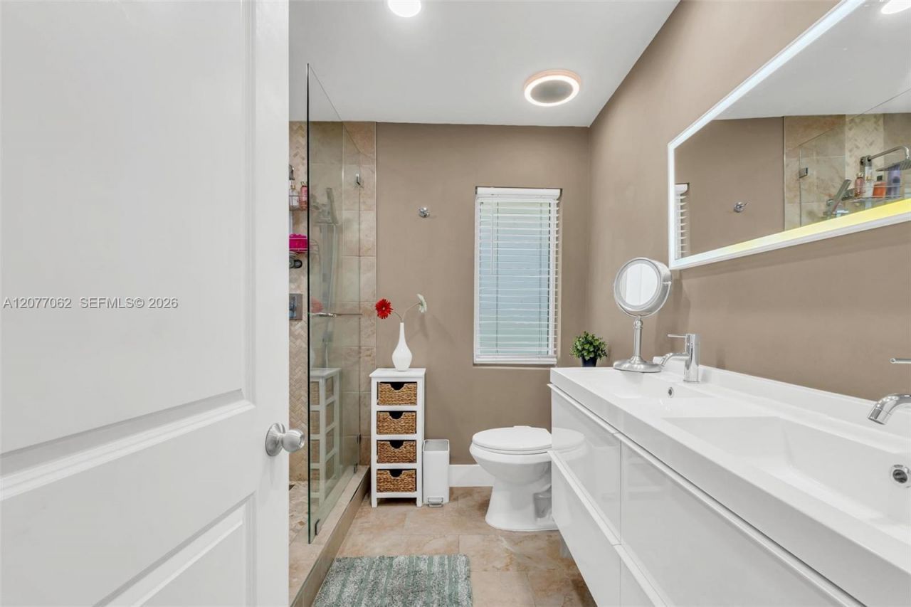631 SW 176th Ave , Pembroke Pines, FL 33029 Photo