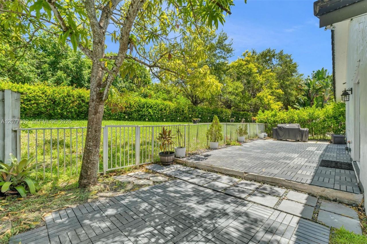 631 SW 176th Ave , Pembroke Pines, FL 33029 Photo