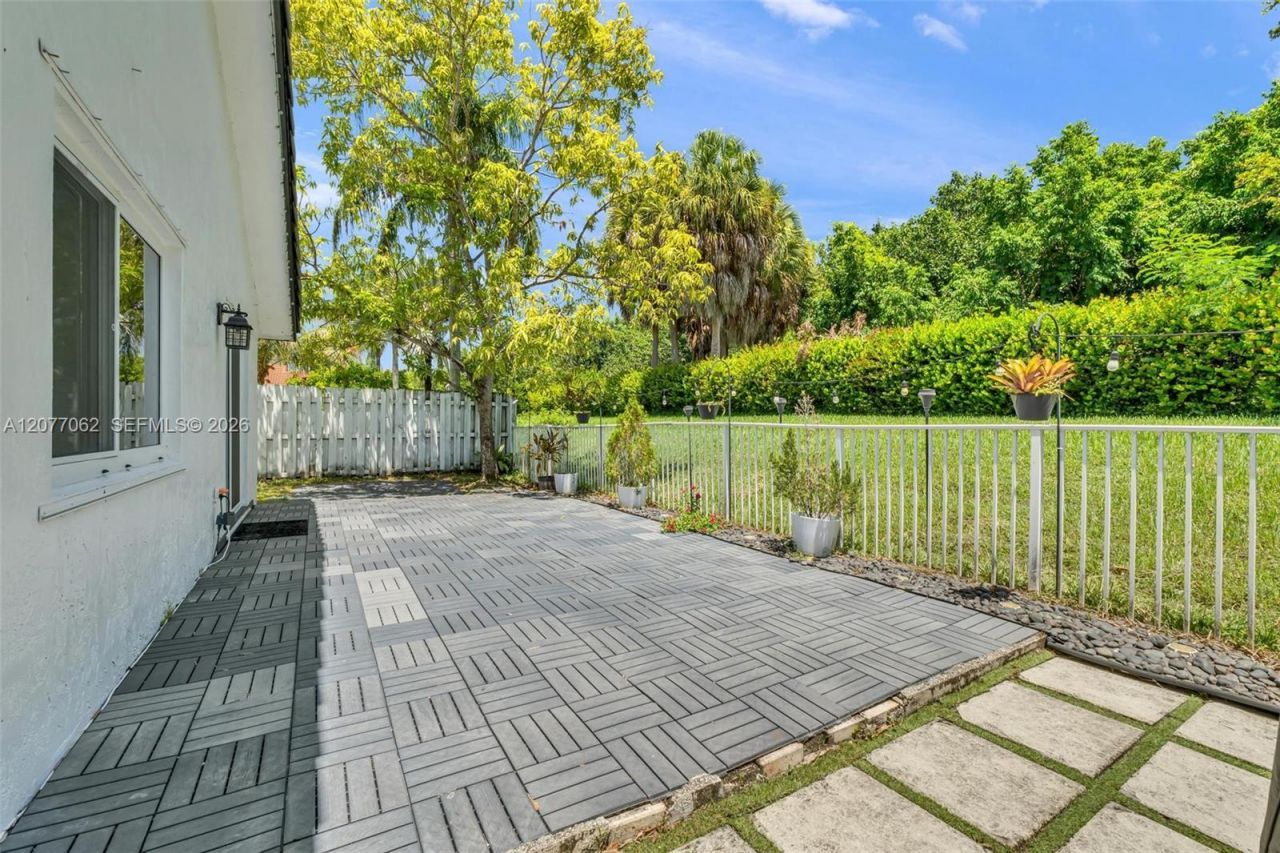 631 SW 176th Ave , Pembroke Pines, FL 33029 Photo