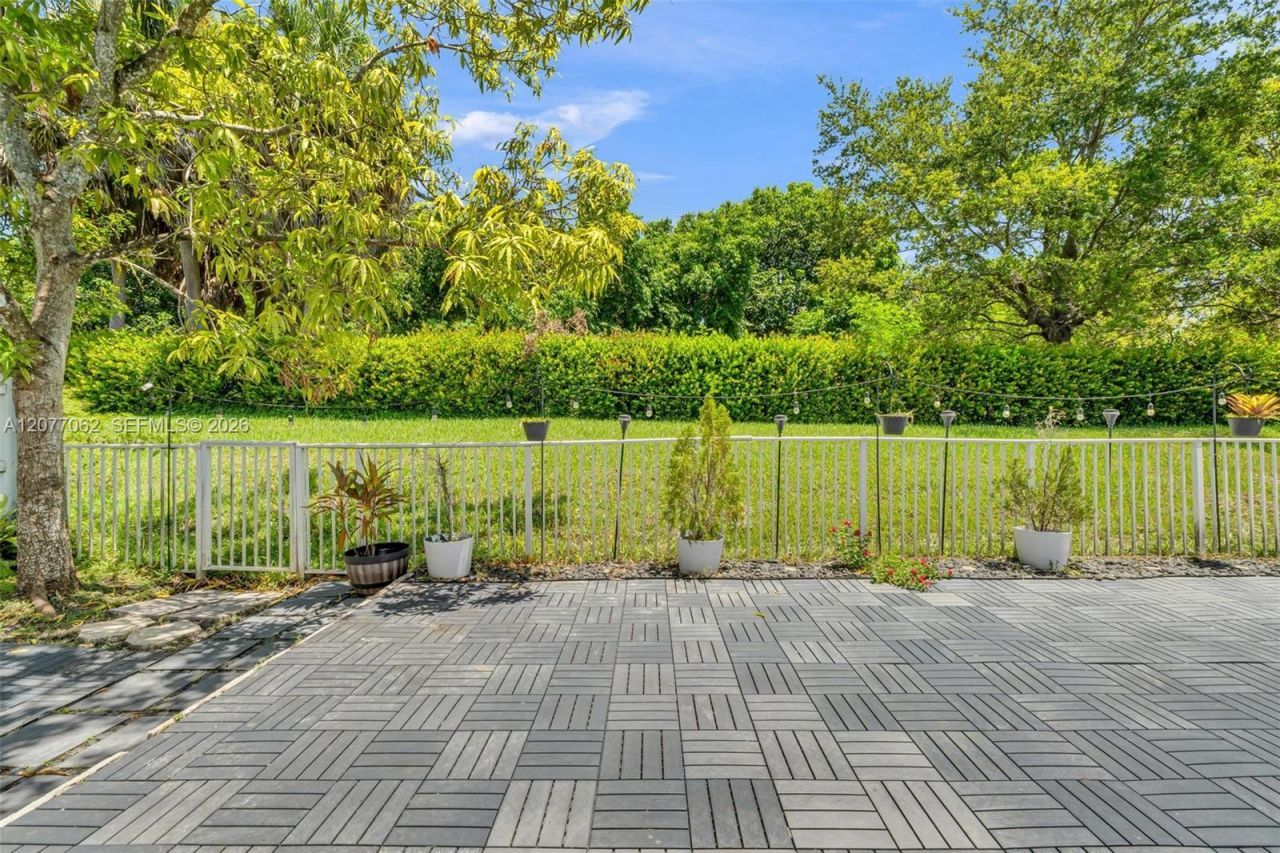 631 SW 176th Ave , Pembroke Pines, FL 33029 Photo