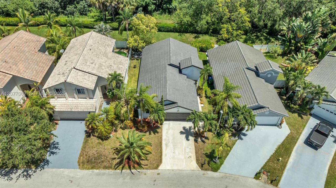 631 SW 176th Ave , Pembroke Pines, FL 33029 Photo