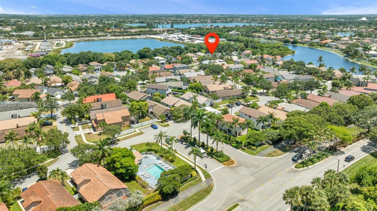 631 SW 176th Ave , Pembroke Pines, FL 33029 Photo