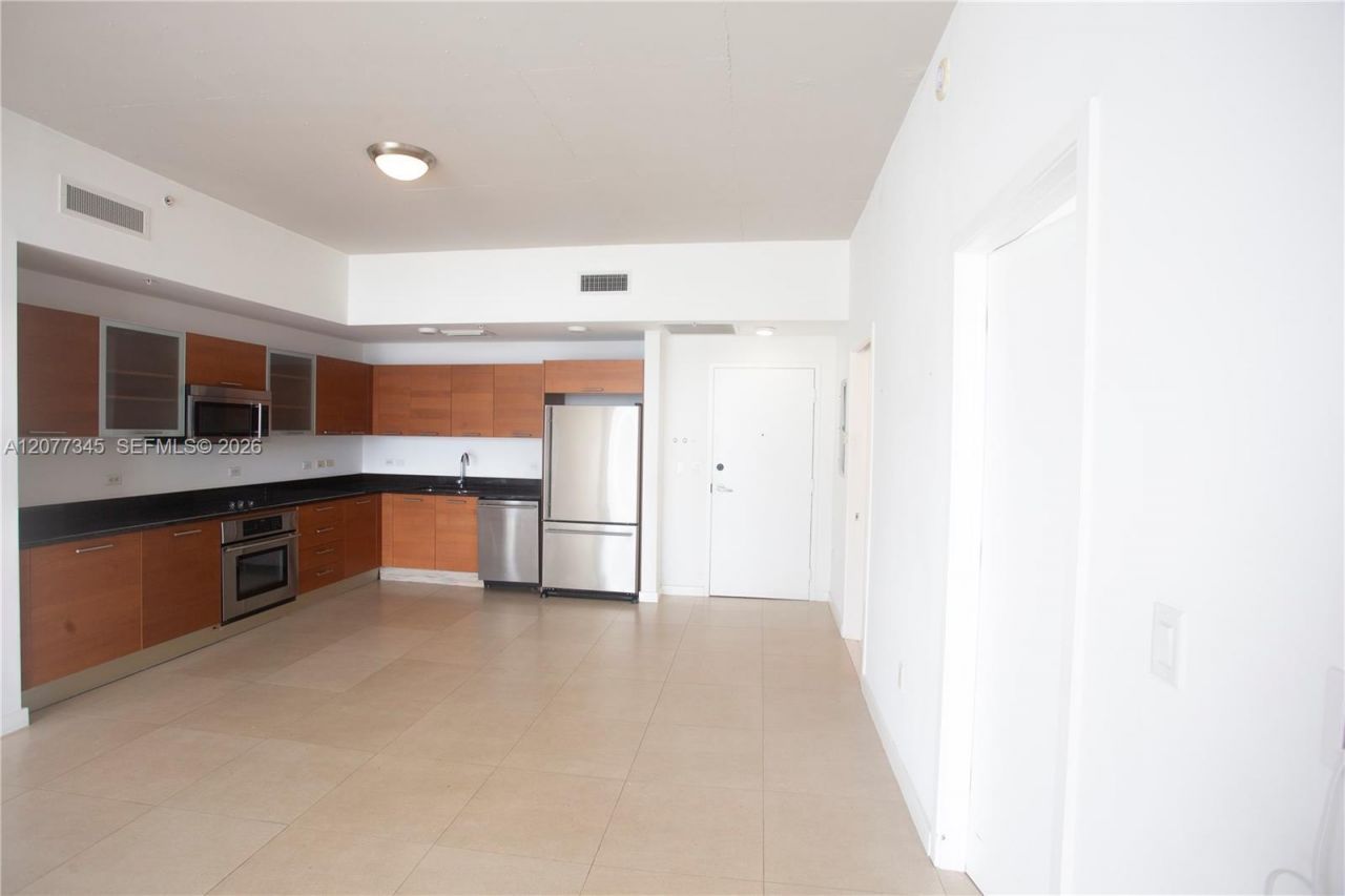 3470 E Coast Ave, Unit H1213, Miami, FL 33137 Photo