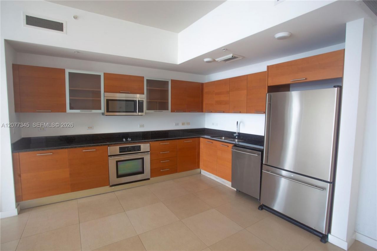 3470 E Coast Ave, Unit H1213, Miami, FL 33137 Photo