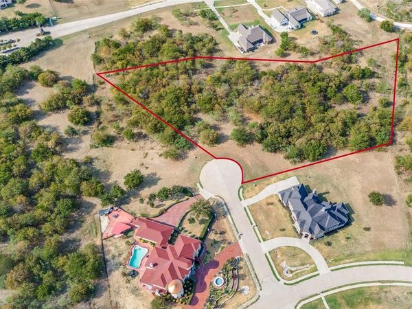 1211 Tulip Court, Grand Prairie, TX 75104