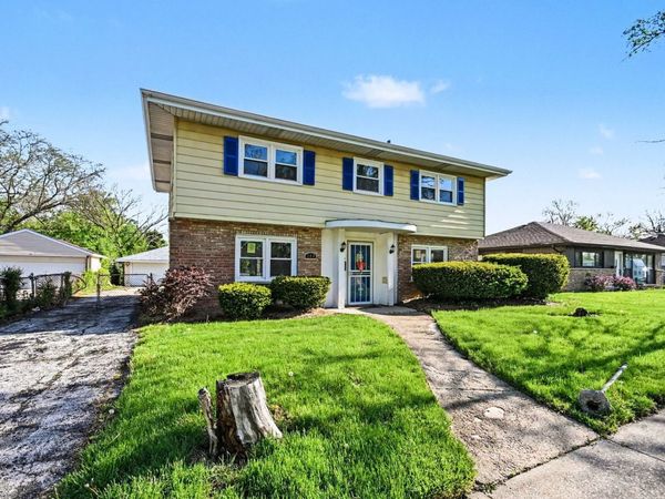 148 Blackhawk Drive , Park Forest, IL 60466