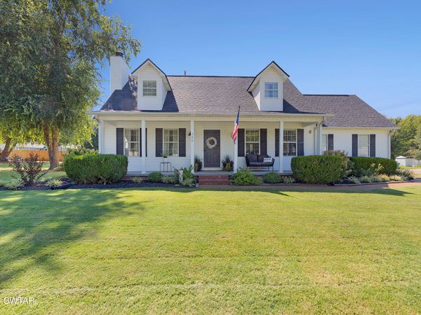 135 Weatheridge Drive , Jackson, TN 38305