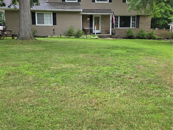 8124 Thornhurst Drive , North Royalton, OH 44133