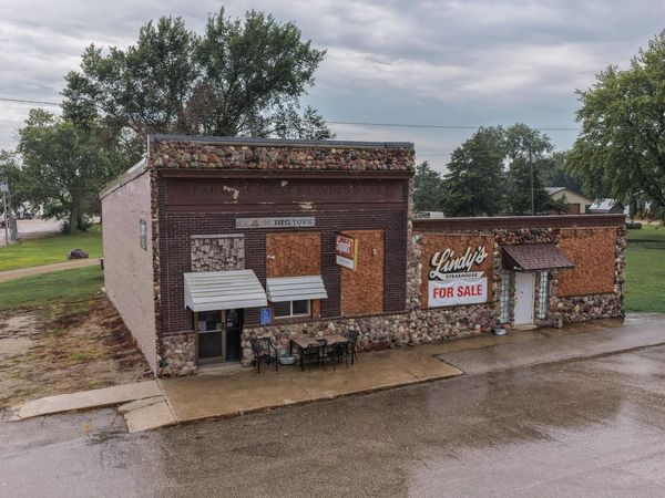 205 Main Street , Dickens, IA 51333