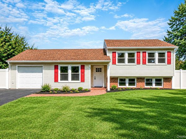 87 Sequoia Drive , Coram, NY 11727