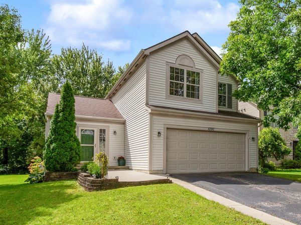 1097 Pebble Brook Drive , Columbus, OH 43240